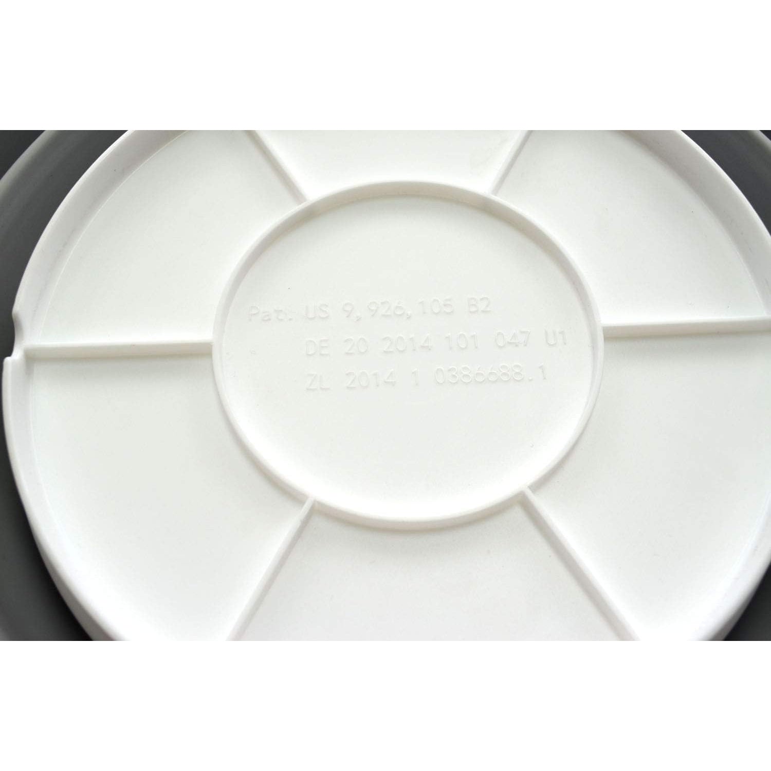 10L \u002F 2.64 Gallon Collapsible Plastic Bucket - Foldable Round Tub - Portable Fishing Water Pail - Car Cleaning - Space-Saving Outdoor Water Container, Size 12.2inch Diameter (1, Grey)